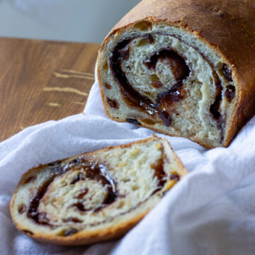 sliced sourdough cinnamon raisin bread